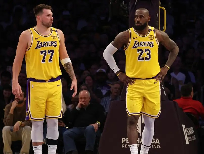 九游体育官网-赛前社区盾焦点战,巴黎圣日耳曼调整名单,管理层满意,赛季目标并未改变的简单介绍