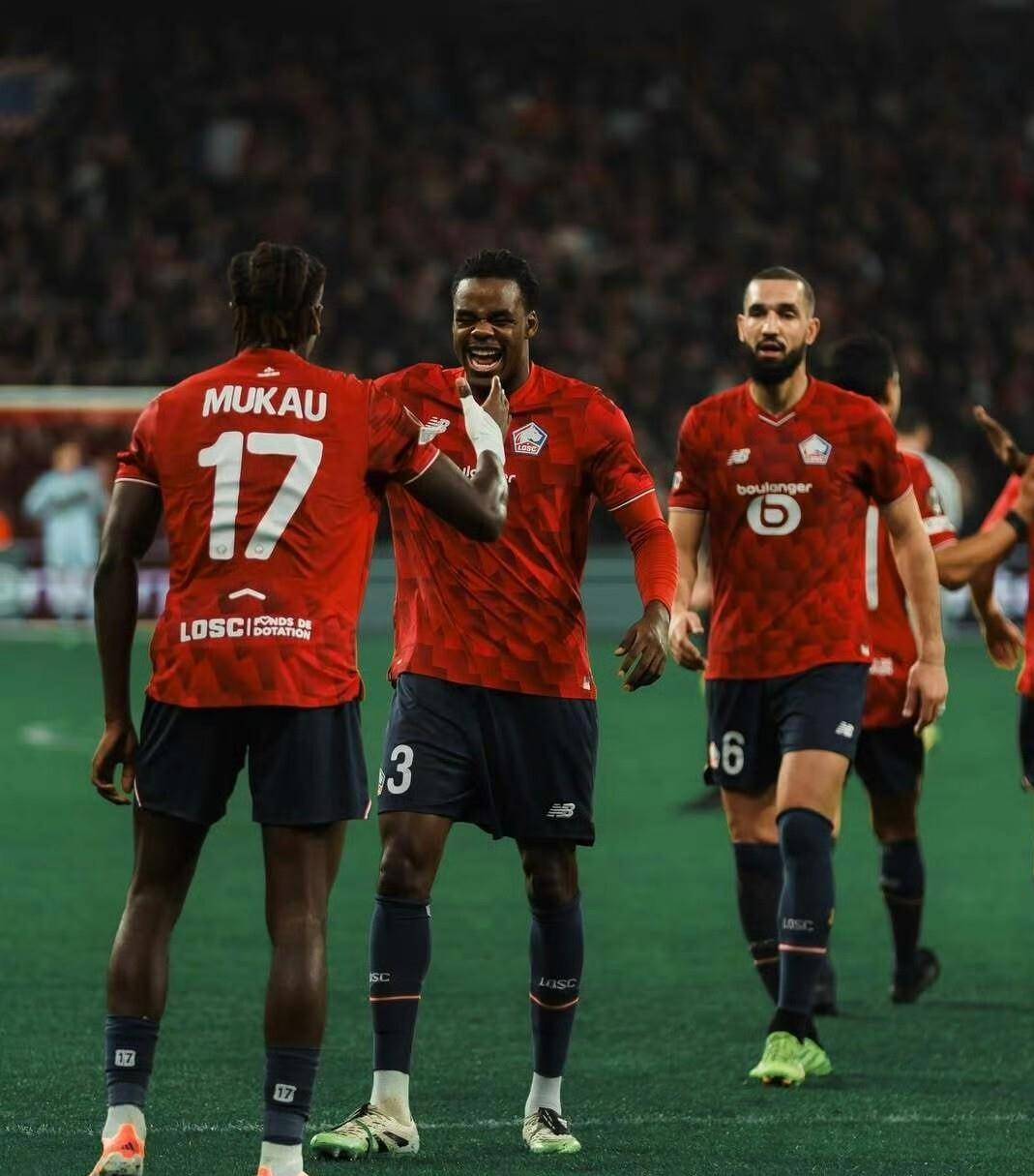 九游体育-纽卡斯尔训练开放日，今晚队长鼓劲引欢呼，法甲在即，年轻球员得到机会的简单介绍