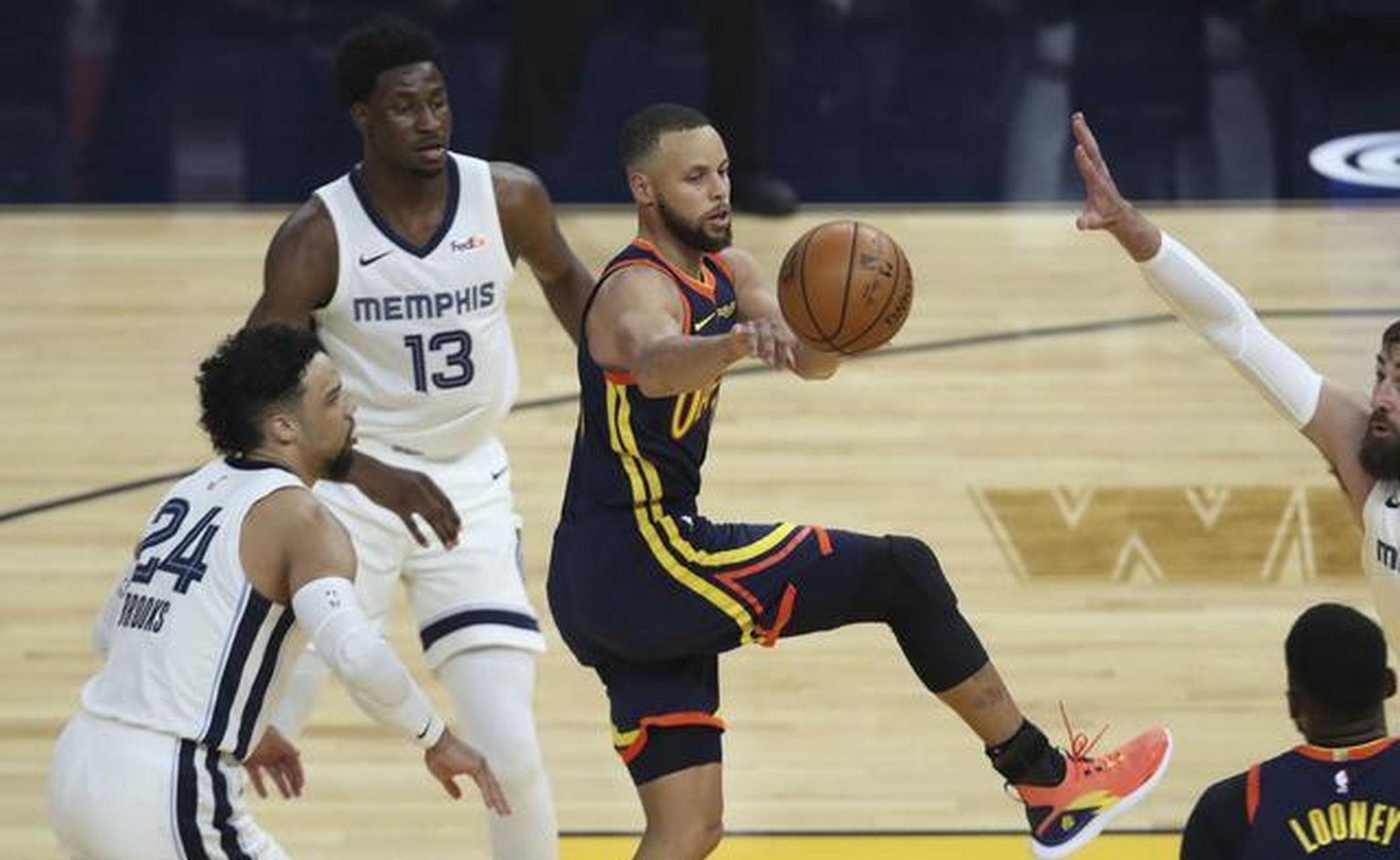 九游体育入口-关于金州勇士发布备战花絮,今夜遗憾出局,足总杯任务艰巨,赛程密集仍需轮换的信息